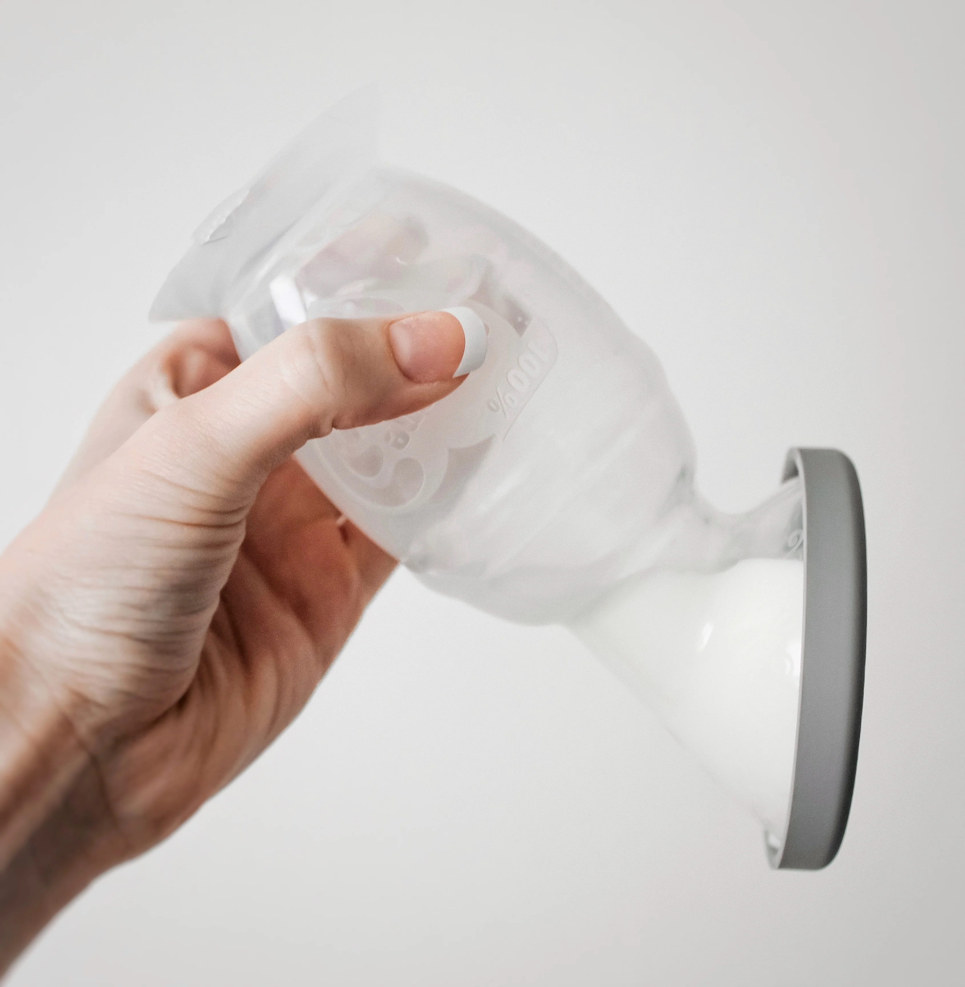 Haakaa Silicone Breast Pump Lid - Grey - Image 2